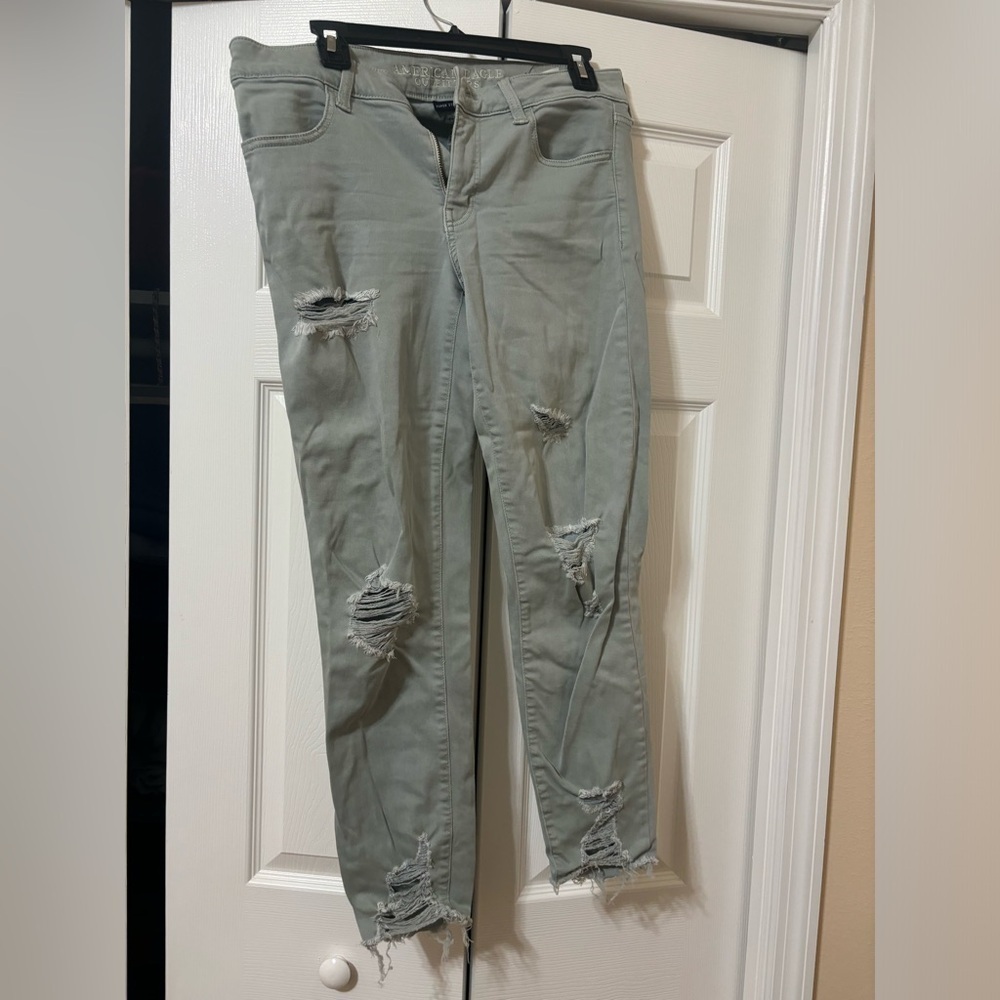 American eagle light blue jeans